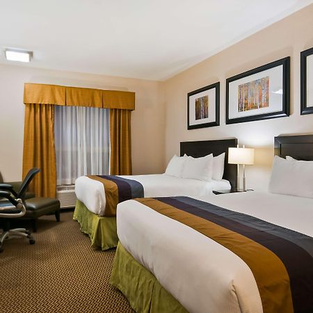 Best Western Wainwright Inn & Suites Екстер'єр фото