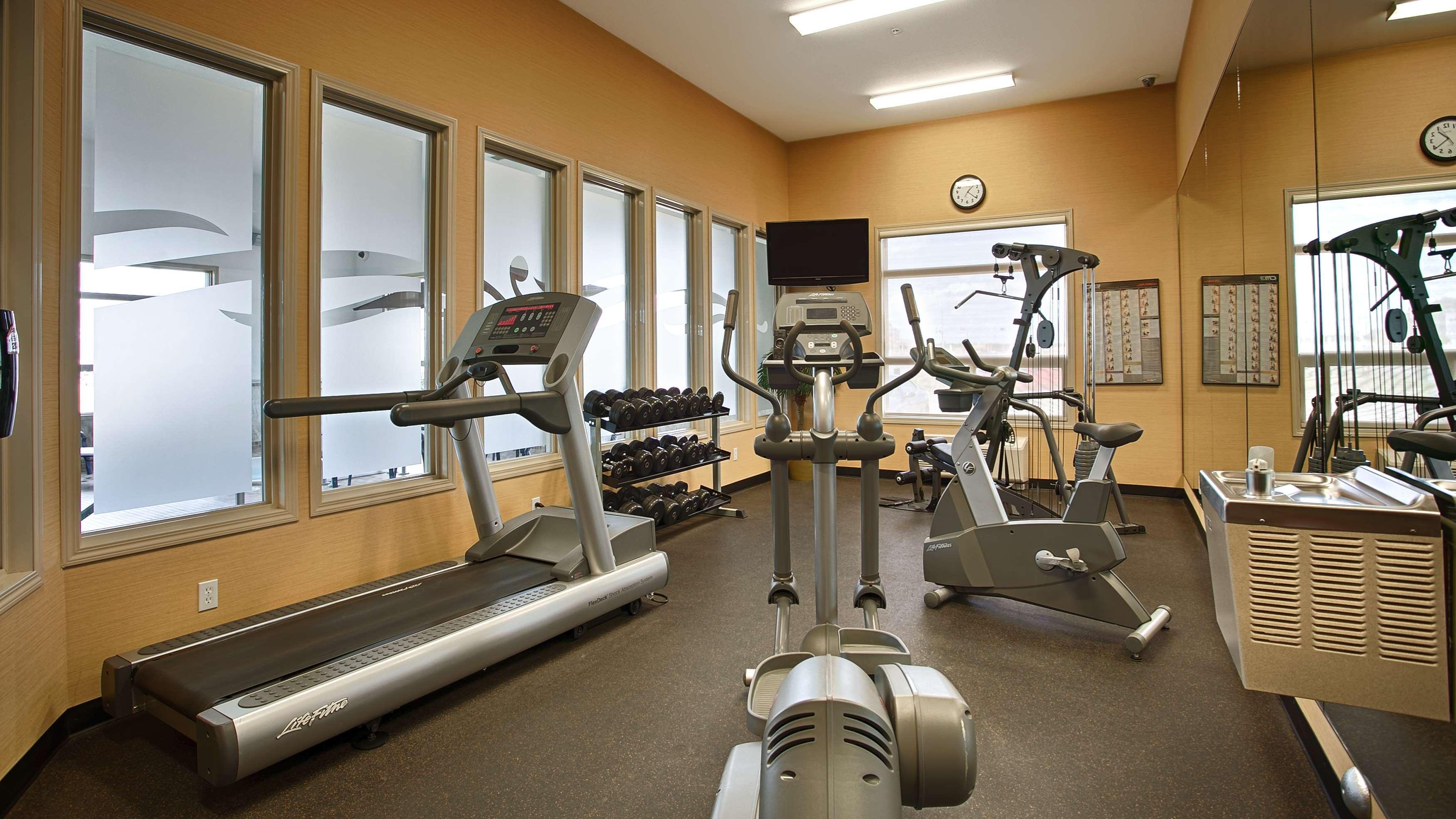 Best Western Wainwright Inn & Suites Екстер'єр фото