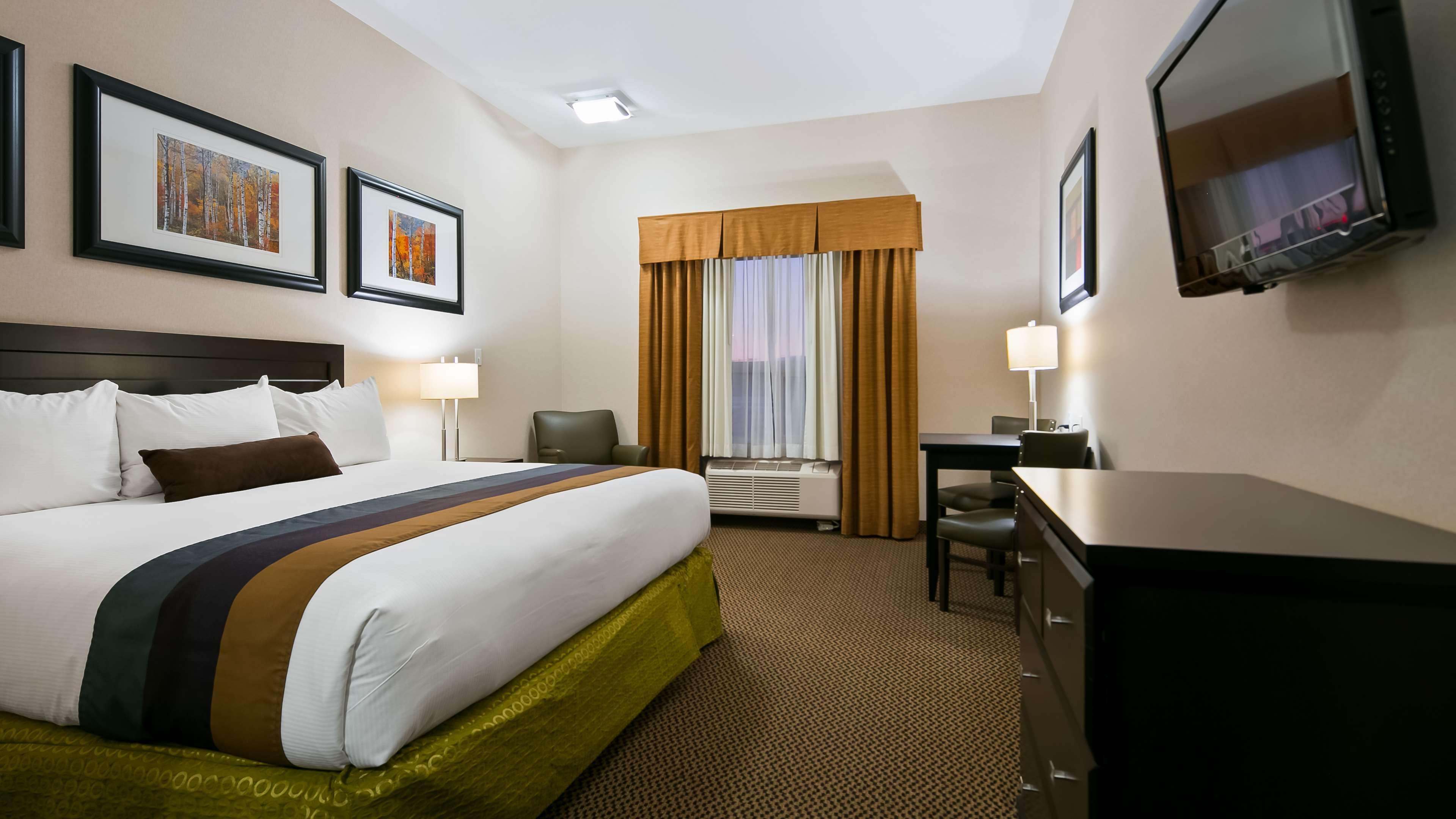 Best Western Wainwright Inn & Suites Екстер'єр фото