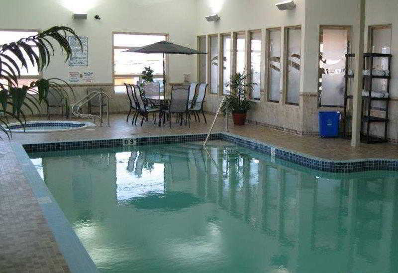Best Western Wainwright Inn & Suites Екстер'єр фото