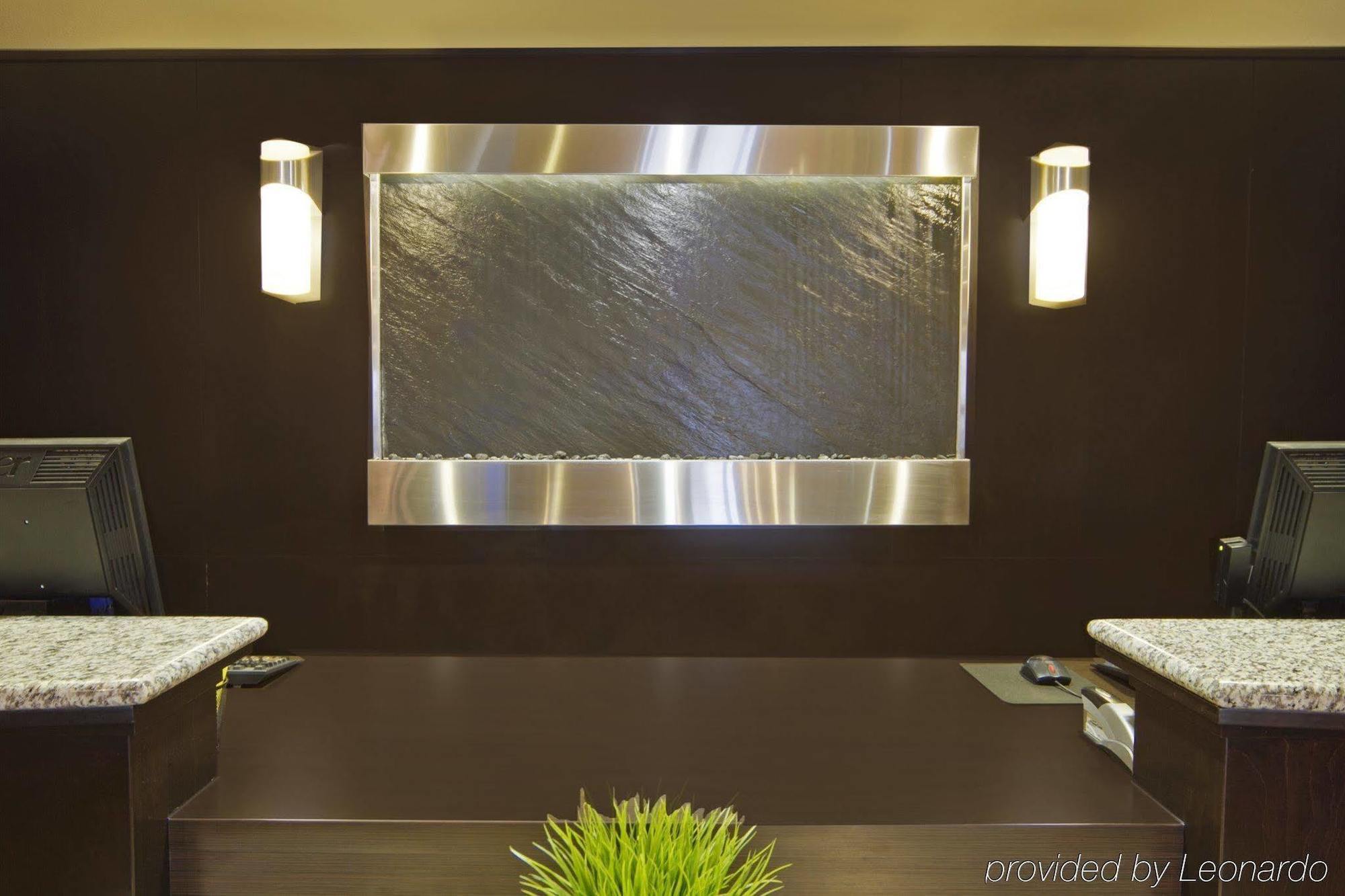 Best Western Wainwright Inn & Suites Екстер'єр фото